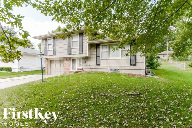 9220 Oakland Ave in Kansas City, MO - Building Photo - Building Photo