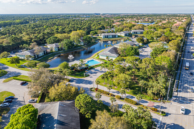 Sabal Ridge Condominium in Palm Beach Gardens, FL - Building Photo - Building Photo