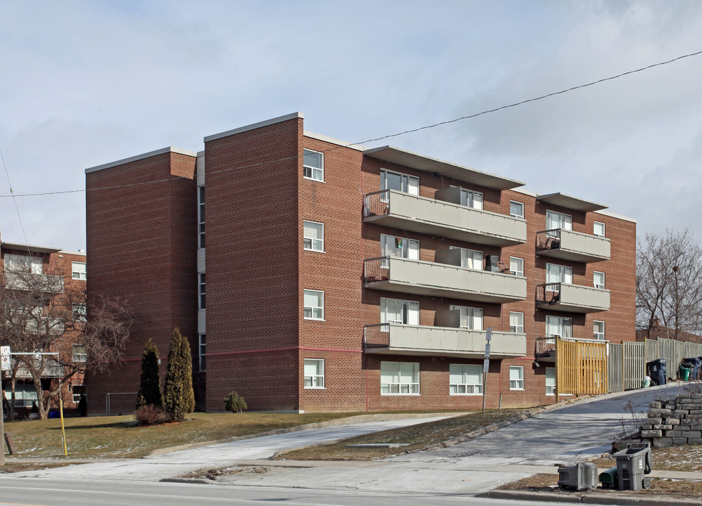 Courtyards on Weston in Toronto, ON - Building Photo