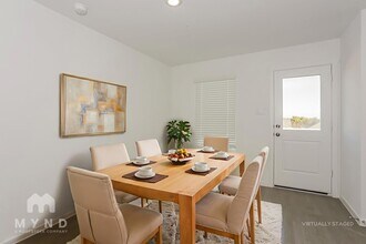 2761 Mistwood Dr in Fort Worth, TX - Foto de edificio - Building Photo