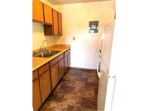 602 E Warren St in Luverne, MN - Building Photo - Building Photo