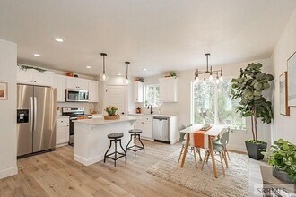 676 E Court St, Unit 204 in Blackfoot, ID - Building Photo - Building Photo