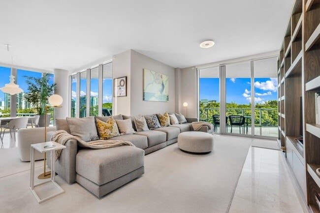 property at 701 N Fort Lauderdale Beach Blvd
