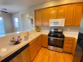 22690 Canyon Terrace Dr in Castro Valley, CA - Building Photo - Building Photo