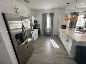 1822 NW 4th St in Miami, FL - Building Photo - Building Photo