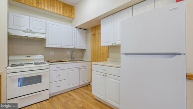 2120 South St in Philadelphia, PA - Building Photo - Building Photo