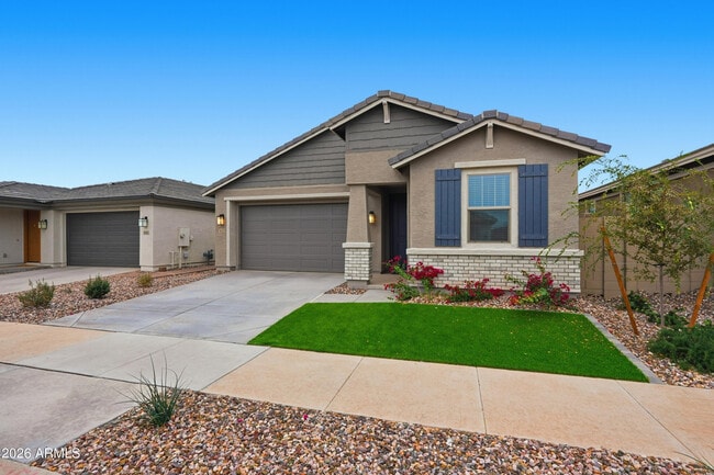 932 W Macaw Dr in Queen Creek, AZ - Building Photo - Building Photo