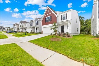 10159 Chatham Run Ln in Charlotte, NC - Building Photo - Building Photo