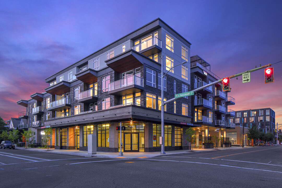 Solace in Portland, OR - Foto de edificio