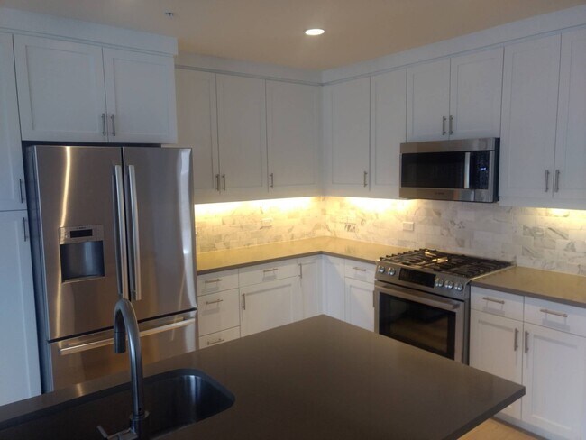 3301 Arapahoe Ave in Boulder, CO - Building Photo - Building Photo