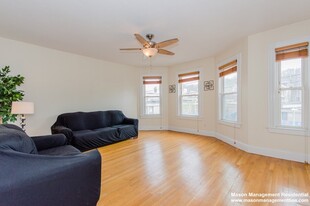 126 Minden St, Unit 3 in Boston, MA - Building Photo - Building Photo