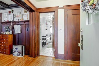 21 Westall Ave in Oakland, CA - Foto de edificio - Building Photo