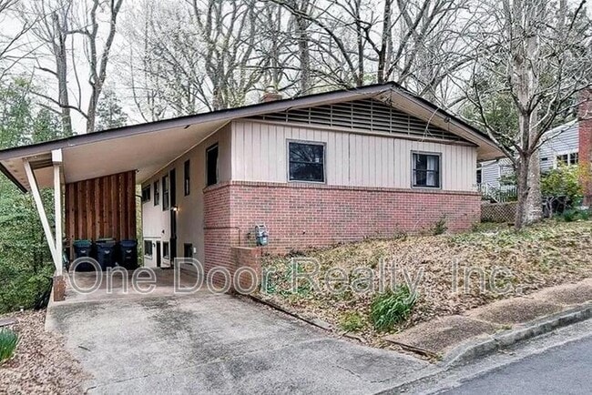 property at 312 Cary St