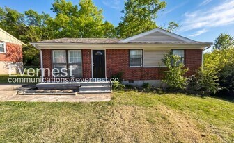 1921 Dabbs Ave in Nashville, TN - Building Photo