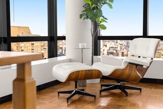 420 E 61st St in New York, NY - Building Photo - Building Photo