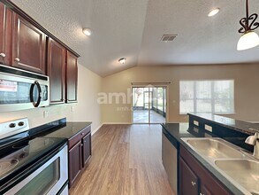 612 Birchbark Trl in St. Augustine, FL - Foto de edificio - Building Photo