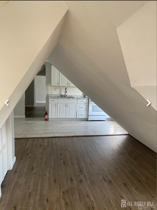 593 Penn St-Unit -3 in Perth Amboy, NJ - Building Photo - Building Photo