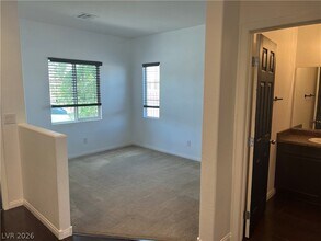 10862 Knickerbocker Ave in Las Vegas, NV - Building Photo - Building Photo