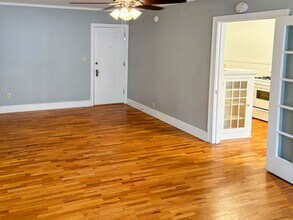 Brownstone on Grand in St. Paul, MN - Building Photo - Interior Photo