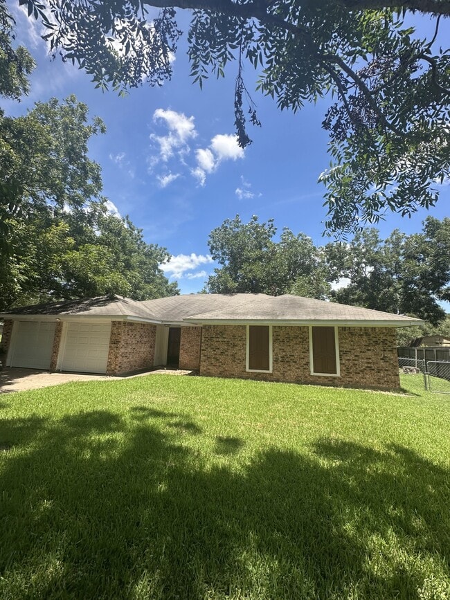 property at 1003 Allison St