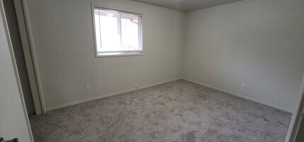 1488 Fetters Loop in Eugene, OR - Building Photo - Building Photo