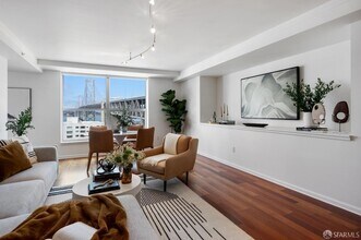 400 Beale St, Unit 1413 in San Francisco, CA - Building Photo - Building Photo