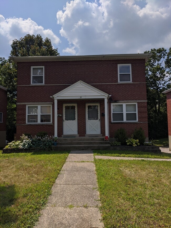 29 Pleasant Ridge Ave, Unit 2