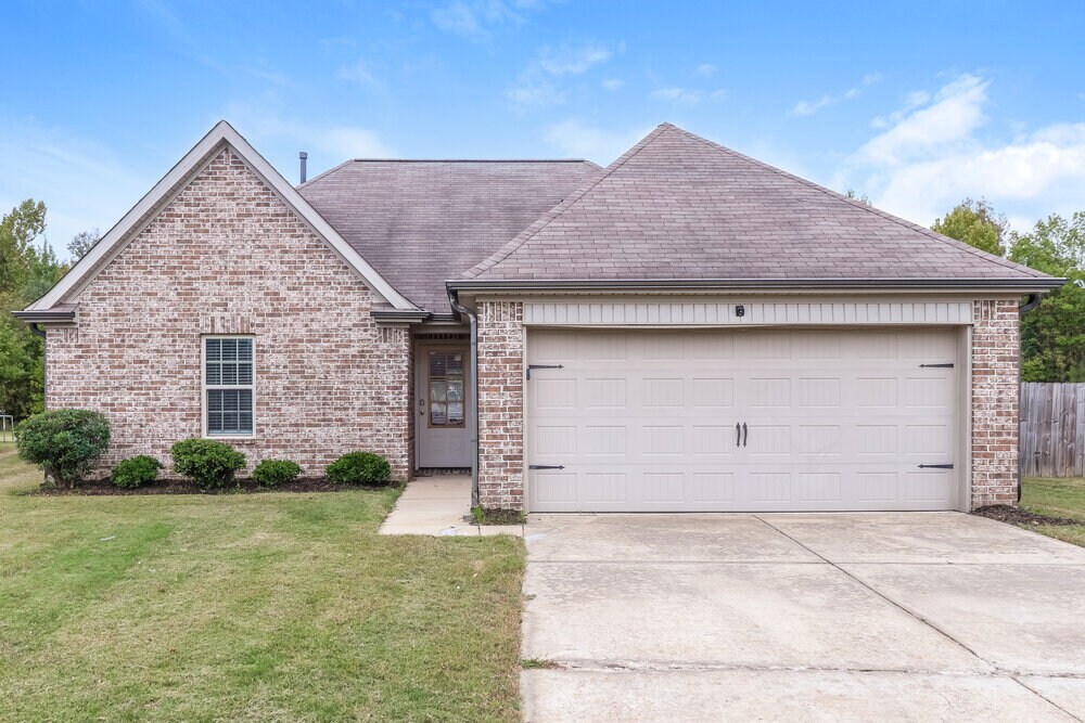 8129 Jordan View Dr in Southaven, MS - Foto de edificio