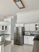 1476 Kenoa Cir in Ormond Beach, FL - Foto de edificio - Building Photo