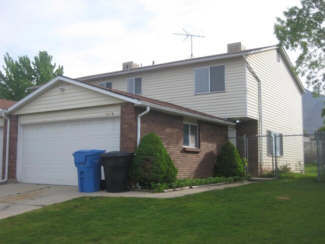 property at 7831 Chadbourne Dr