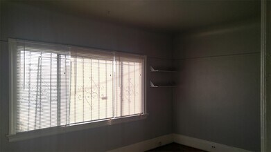 4016 Penniman Ave in Oakland, CA - Building Photo - Building Photo