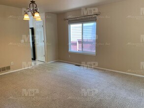 714 Bentley Pl in Fort Collins, CO - Building Photo - Building Photo