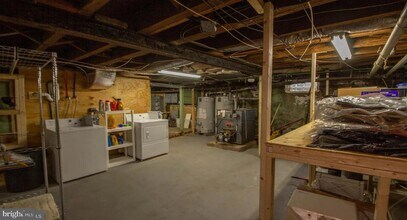 250 S State St in Newtown, PA - Building Photo - Building Photo