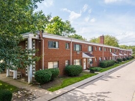 Ashby Terrace in Cleveland, OH - Building Photo
