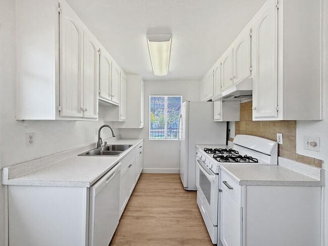 3604 Nile St in San Diego, CA - Building Photo - Building Photo