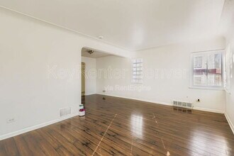 3233 Steele St in Denver, CO - Foto de edificio - Building Photo