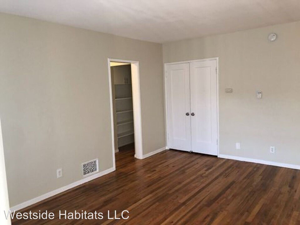 605 Kelton Ave in Los Angeles, CA - Building Photo