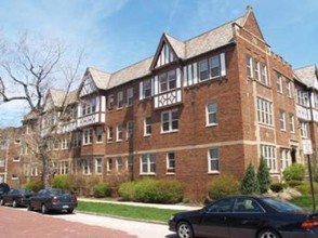 Clifford Apartments in Lakewood, OH - Building Photo - Building Photo