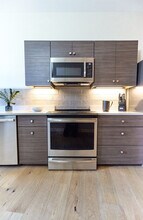 83 Middle St in Portland, ME - Foto de edificio - Building Photo