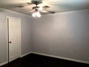 168 Varsity Cir in Huntsville, TX - Building Photo - Building Photo