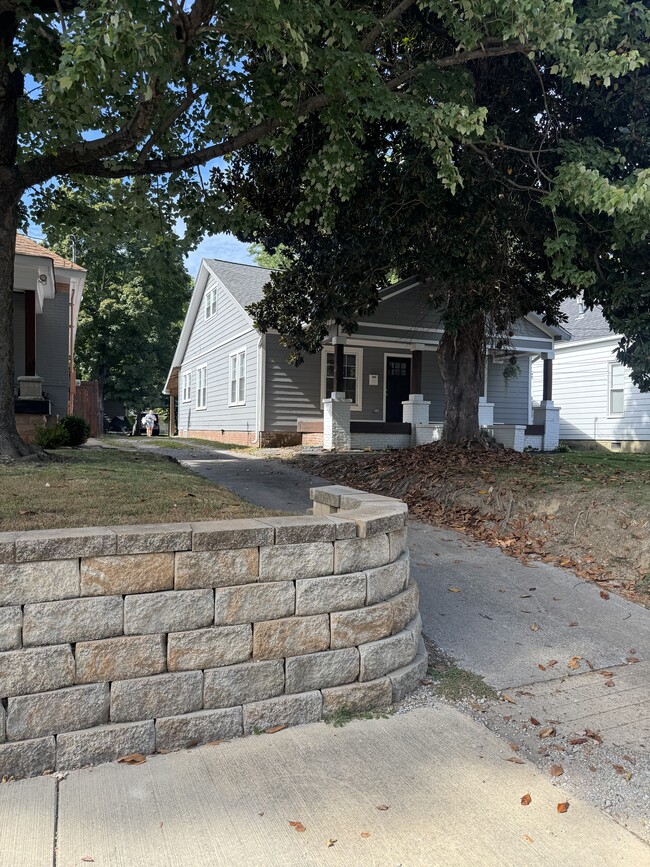 property at 1757 Monroe St