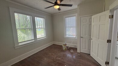 1208 E 39th St in Savannah, GA - Building Photo - Building Photo