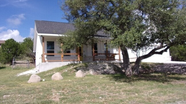 1482 Birch Ln in Fischer, TX - Building Photo - Building Photo