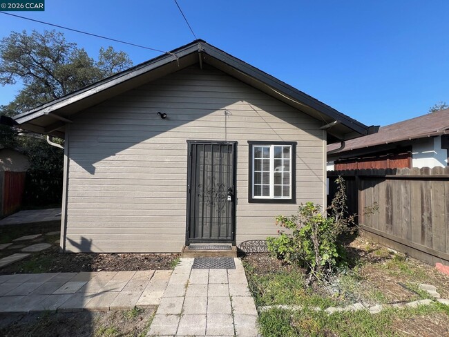 property at 1513 5th St