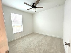 211 Sierra Strm Ln in Conroe, TX - Building Photo - Building Photo