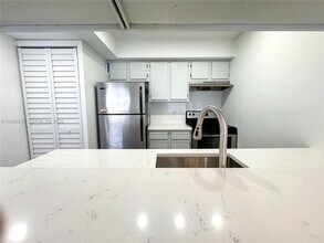 5672 Rock Island Rd in Tamarac, FL - Building Photo - Building Photo