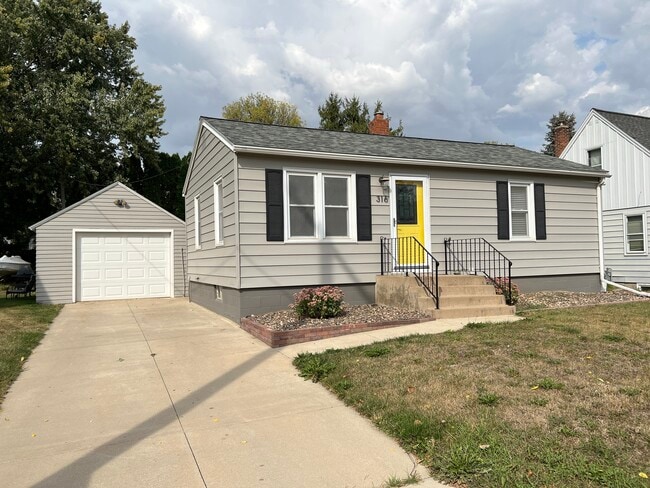 property at 316 5th St SW