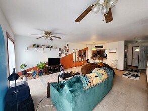 8 Hannah Ln in Morgantown, WV - Building Photo - Building Photo