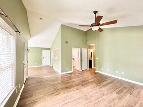 3529 Bent Trace Dr in High Point, NC - Building Photo - Building Photo