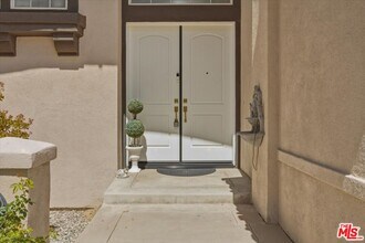 3891 Marks Rd in Agoura Hills, CA - Building Photo - Building Photo